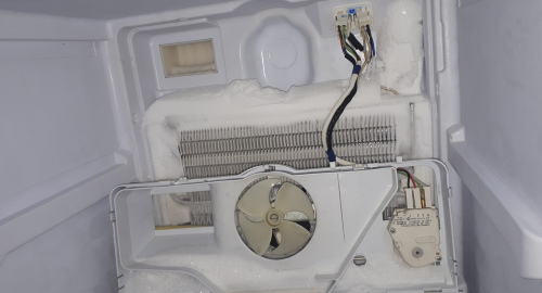 Ремонт холодильника. Селигерская